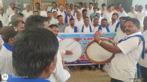 Tiptur: ದಲಿತ ಪರ ಸಂಘಟನೆಗಳಿಂದ ತಿಪಟೂರಿನಲ್ಲಿ ಬೃಹತ್ ಪ್ರತಿಭಟನೆ