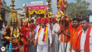 Tiptur: ಕಲೋತ್ಸವದಲ್ಲಿ ಜಾನಪದ ಮೆರುಗು ತಂದ ಕನ್ನಡಾಂಬೆಯ ಜಂಬೂಸವಾರಿ.