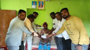 Tiptur: Journalist Ramesh received assistance from Tiptur KPCC member V. Yogesh and journalist B. T. Kumar.