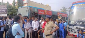 Turuvekere: Students protest on the roads by stopping buses,