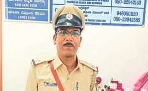 Karnataka Police Harshali Foundation Poor Student