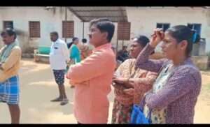 tumkur parents scolding teachers 4090587909284492754